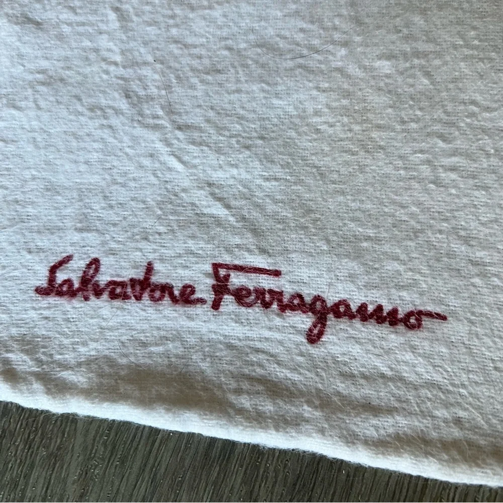 SALVATORE FERRAGAMO White 12.5x7 Dust Bag